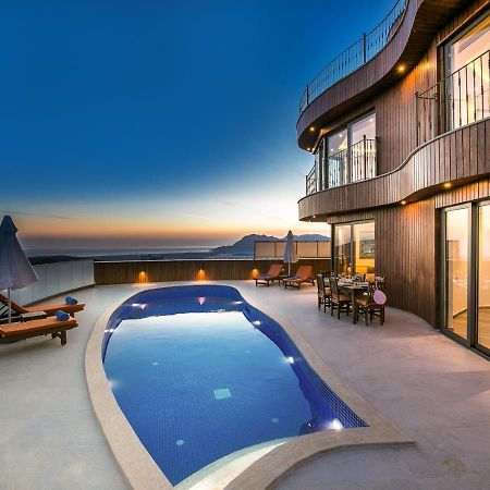 Villa Bella 5 Sleeps 6 Isolated Pool See&Montain View Uzumlu  Buitenkant foto
