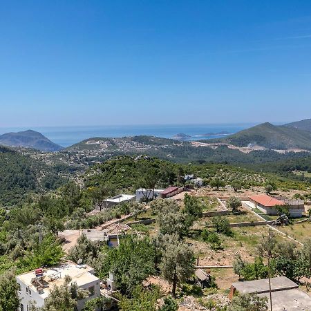 Villa Bella 5 Sleeps 6 Isolated Pool See&Montain View Uzumlu  Buitenkant foto