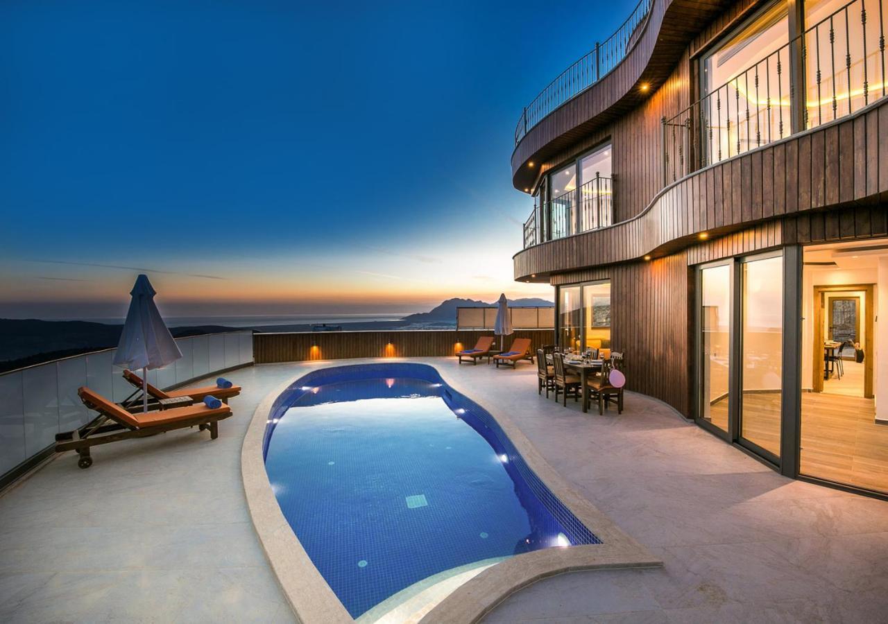 Villa Bella 5 Sleeps 6 Isolated Pool See&Montain View Uzumlu  Buitenkant foto