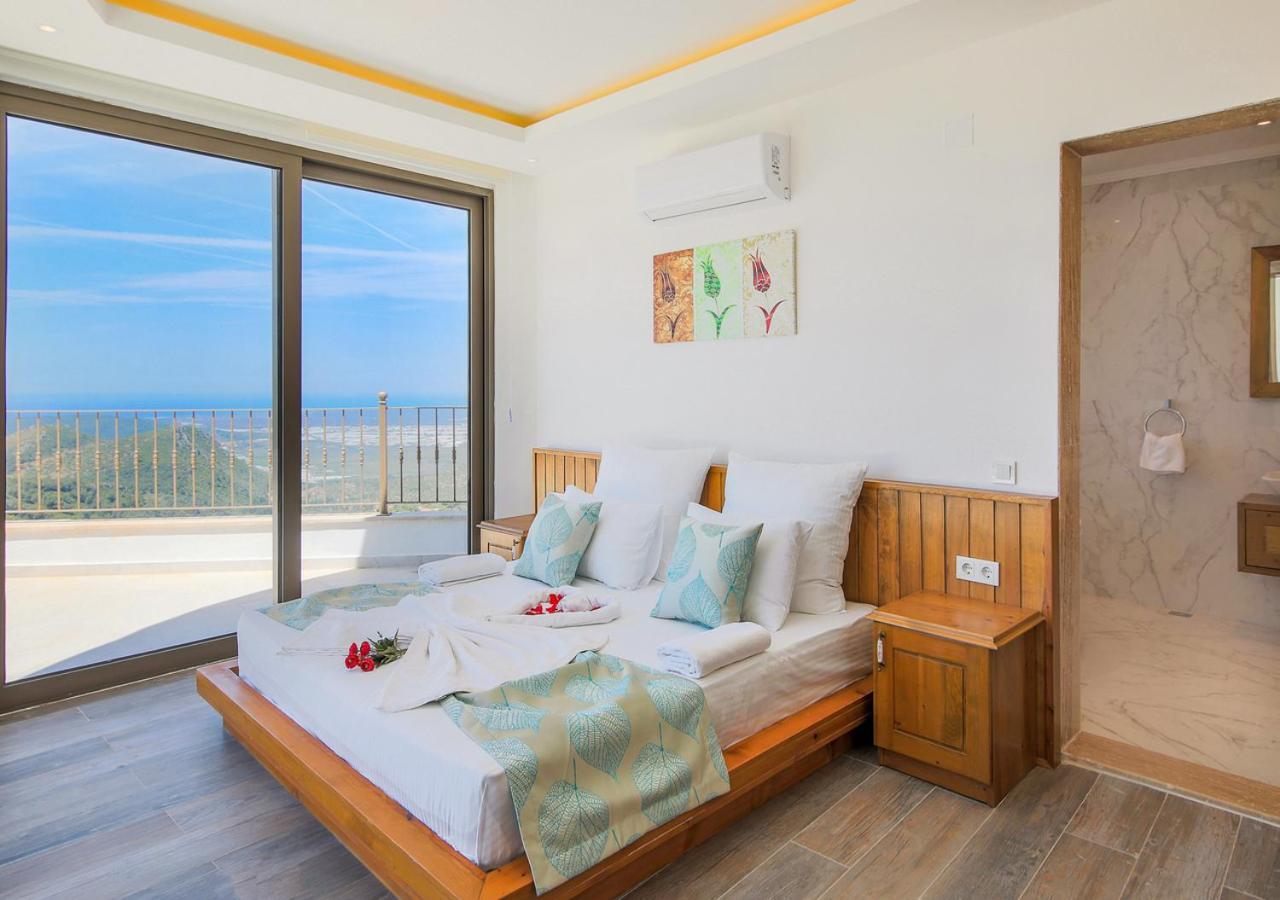 Villa Bella 5 Sleeps 6 Isolated Pool See&Montain View Uzumlu  Buitenkant foto