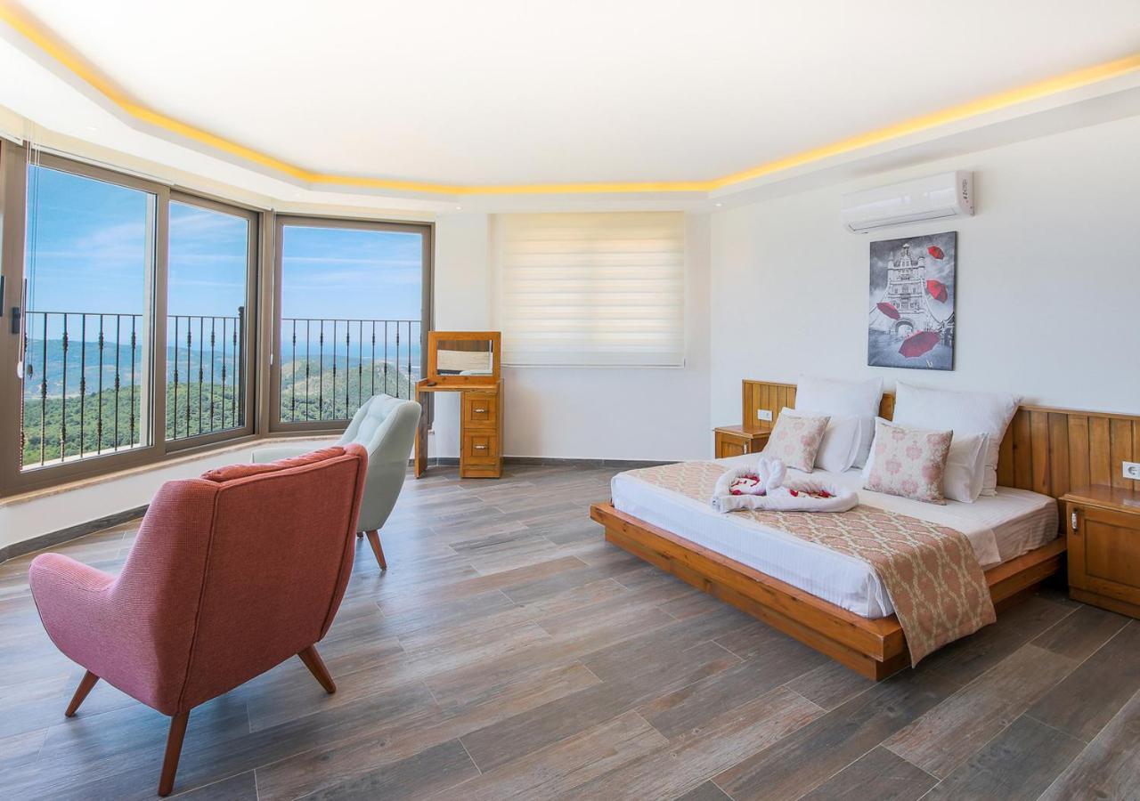Villa Bella 5 Sleeps 6 Isolated Pool See&Montain View Uzumlu  Buitenkant foto